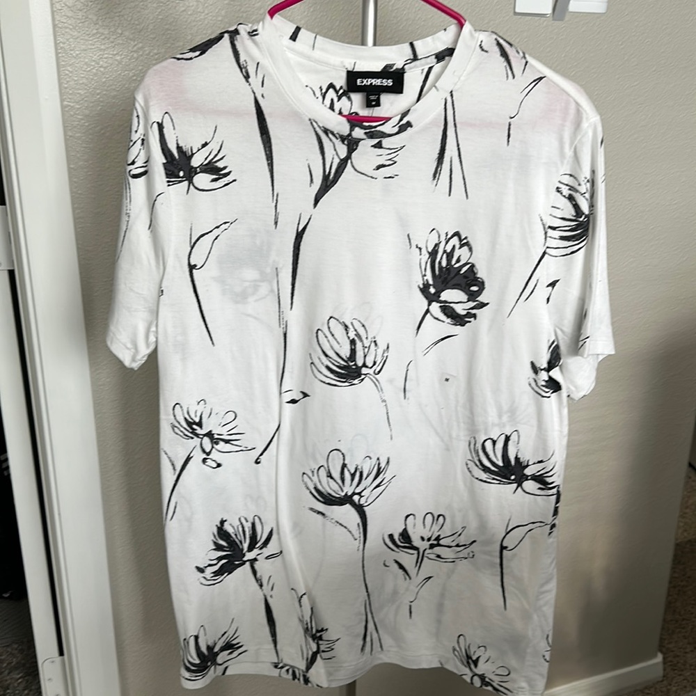 Brand new Men's Express shirt